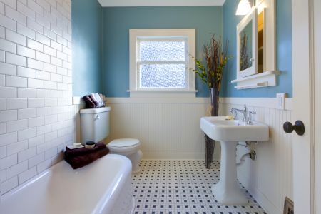 Small bathroom painting tips